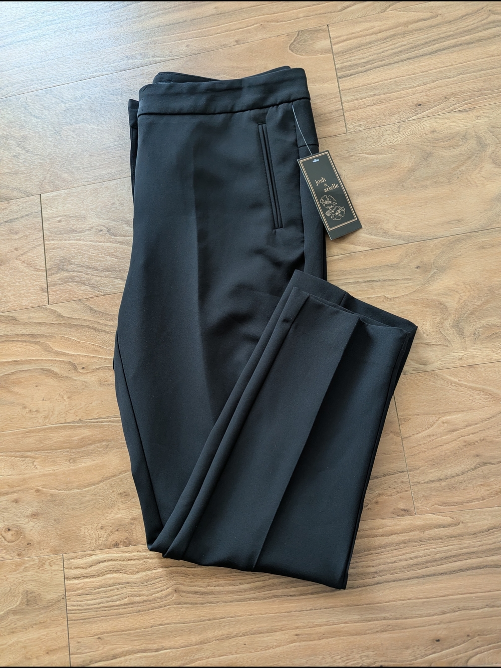 NWT Women's Black Straight-Leg Pants